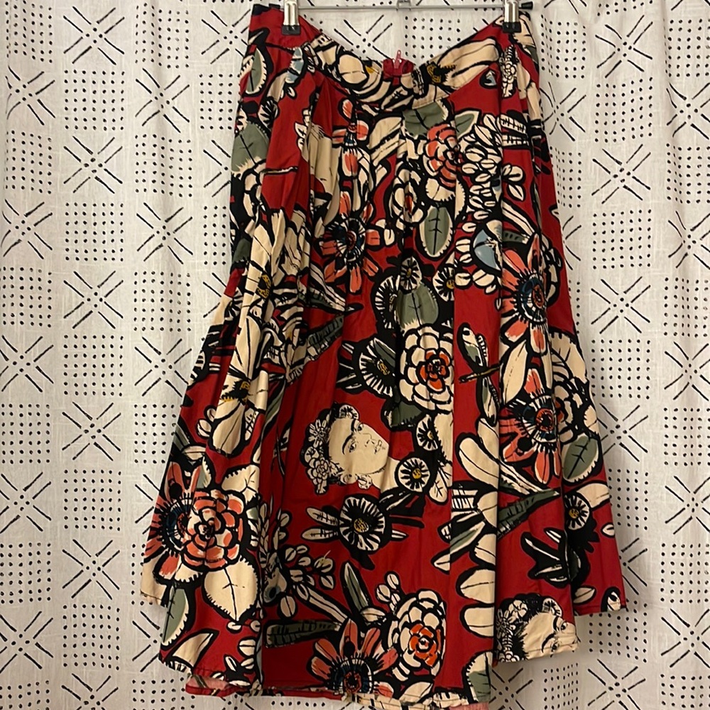 Retrolicious large skirt Frida khalo